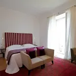 Paola 5*