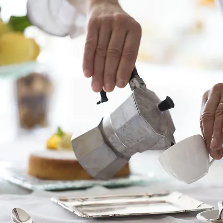 保拉别墅酒店 酒店