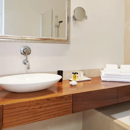 保拉别墅酒店 特罗佩阿