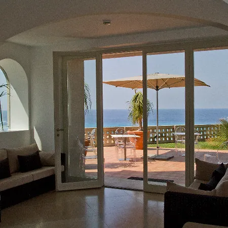 保拉别墅酒店 特罗佩阿