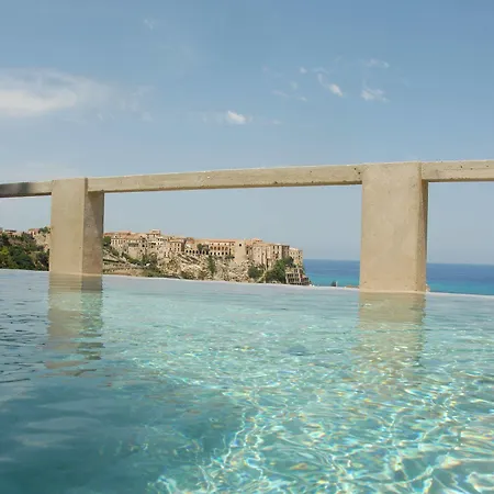 Paola 5* Tropea