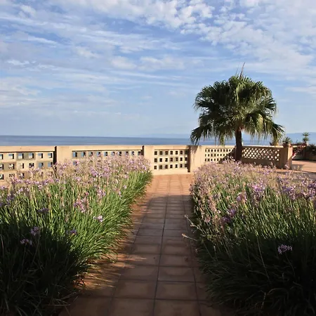 保拉别墅酒店 酒店