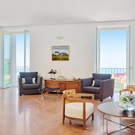 Paola Ξενοδοχείο Tropea