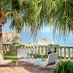 Hotel Paola