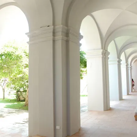 Otel Paola 5*